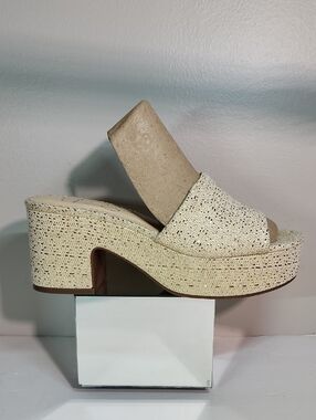 Jessica Simpson Beige Woven Platform Slide Sandals